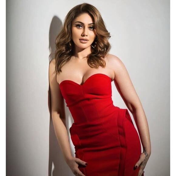 ❤️ ZARA Red Fitted Midi Dress NWT | Sweetheart Neck Off Shoulder M - Picture 7 of 15